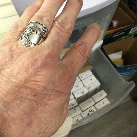 Ring - Picture 6 of 7